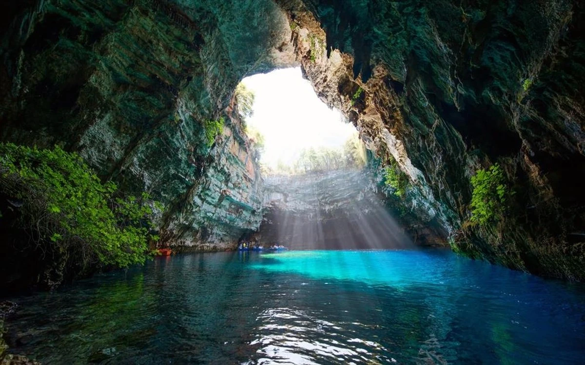 Psarou Cruises Kefalonia
